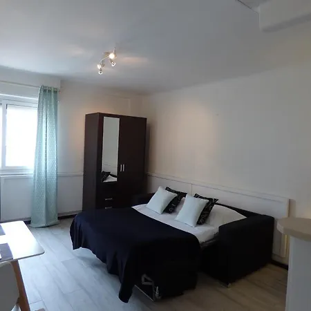 Studio Centre * Cannes